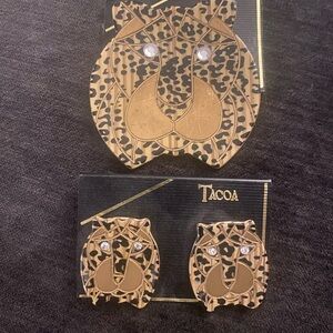 Vintage Tacoa Leopard/Cheetah Brooch and Earrings Set.